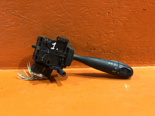 Переключатель подрулевой / гитара TOYOTA ALLEX/RUNX *E12* 84140-12510