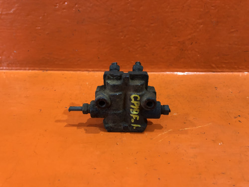 Распределитель тормозной MAZDA PREMACY CP* C10043853