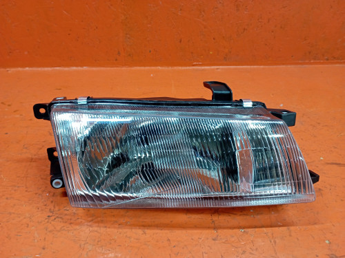Фара передняя правая TOYOTA CARINA *T19* ST20316R