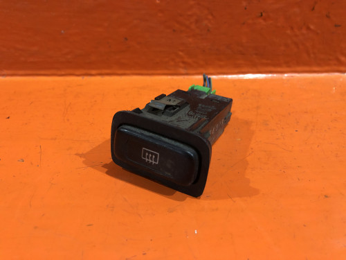 Кнопка обогрева заднего стекла HONDA DOMANI MA* 35500-ST0-003ZA