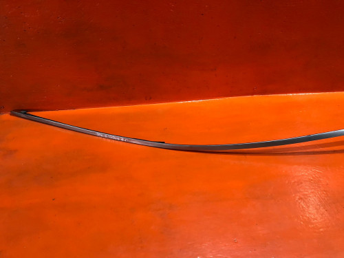 Молдинг крыши левый TOYOTA ARISTO *S16* 7555630090E1