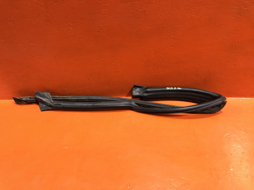 Молдинг SUBARU LEGACY BD*/BG* 62710AC100