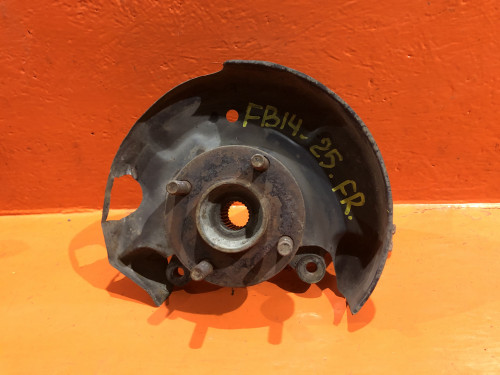 Ступица передняя правая NISSAN AD Y10 4001460Y00