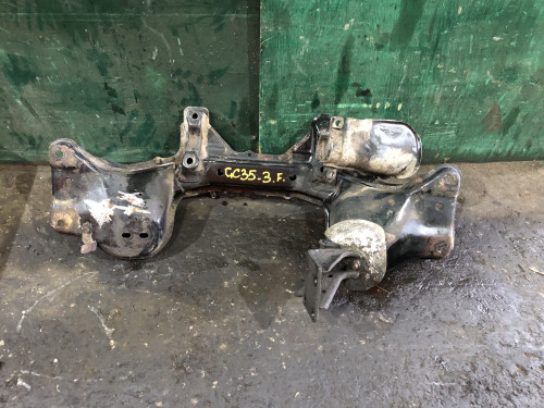 Подрамник NISSAN LAUREL *C35 54401-0V000