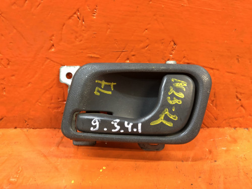 Ручка двери передней левой салонная MITSUBISHI RVR N1*/N2*