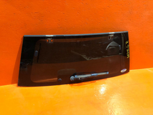 Стекло пятой двери NISSAN CUBE Z10 903002U710