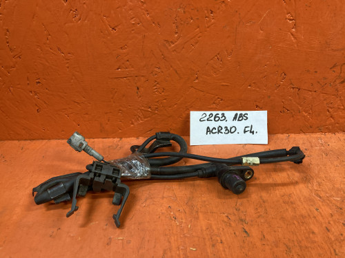 Датчик ABS передний левый TOYOTA ESTIMA ACR30/40/MCR30/40