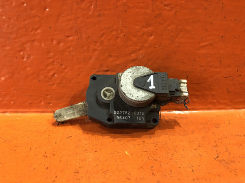 Сервопривод заслонок печки NISSAN BASSARA U30 502752-2312
