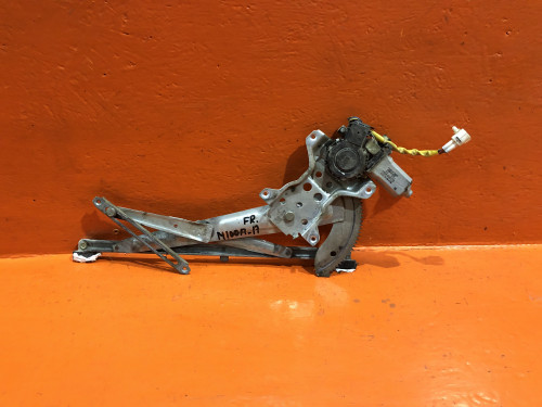 Стеклоподъемник передний правый TOYOTA DUET 69801-97201