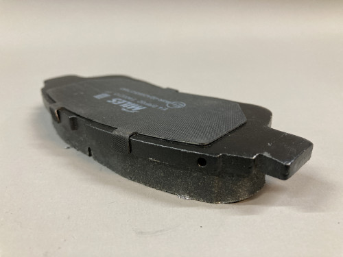 Колодки тормозные передние TOYOTA CALDINA *T19* E400213