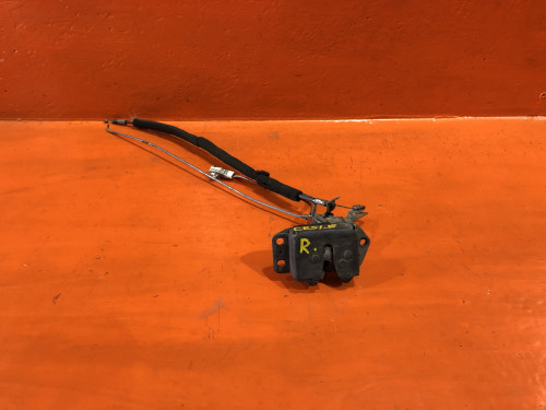 Замок пятой двери TOYOTA LITE ACE NOAH *R4*/*R5* 69350-28050