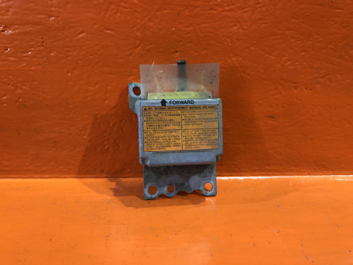 Компьютер SRS NISSAN LIBERTY *M12 28556-WF725