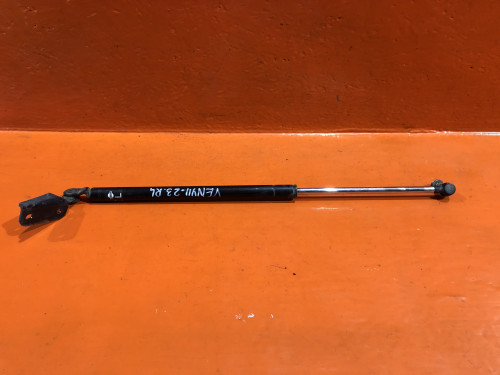 Амортизатор задней двери левый NISSAN AD Y11 90451WD300