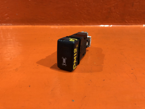 Кнопка NISSAN LIBERTY *M12 25590WF100