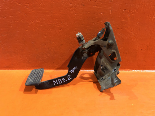 Педаль тормоза HONDA CIVIC EK* 46500-S04-950