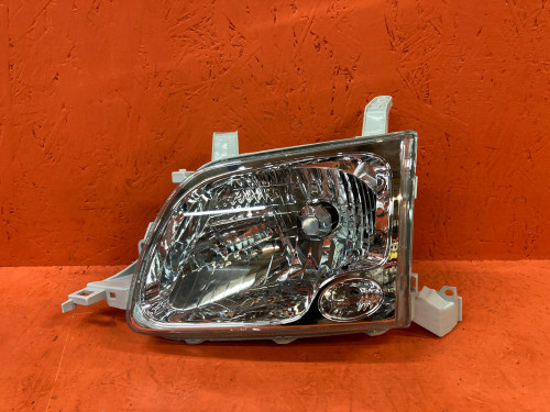 Фара передняя левая TOYOTA LITE ACE NOAH *R4*/*R5* NLC2103