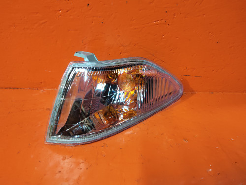 Габарит левый TOYOTA CARINA *T21* NLC5013