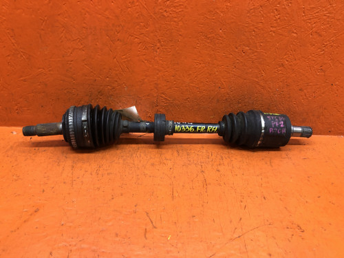 Привод передний правый HONDA STEPWGN RF1/2