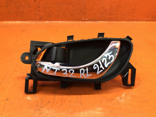 Ручка двери задней левой салонная NISSAN X-TRAIL (T32) 2013-2021