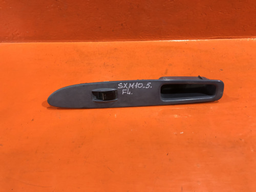 Кнопка стеклоподъемника передняя левая TOYOTA COROLLA *E10* 84810-12080