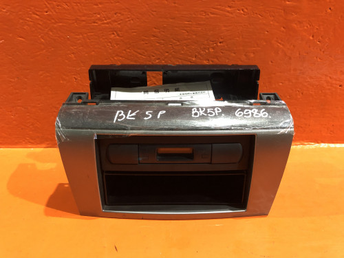 Рамка магнитофона MAZDA AXELA BK* B36R5521X