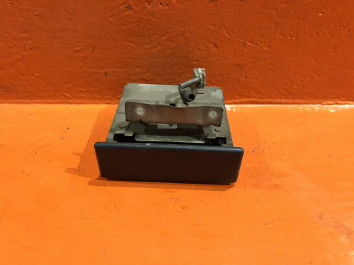 Пепельница NISSAN AD Y10 6880060R11