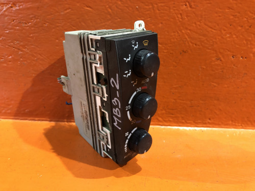 Блок управления климат-контролем HONDA DOMANI MB* 80600-S04-951ZA