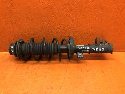 Стойка передняя правая HONDA VEZEL RU#