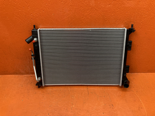 Радиатор двигателя KIA CEED 2012-2018 LG-25310-3X051