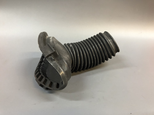 Пыльник стойки передний TOYOTA IPSUM ACM21W|ACM26W 130154