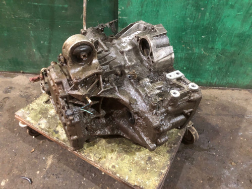 АКПП NISSAN BASSARA U30 3102081X04