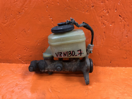 Главный тормозной цилиндр TOYOTA HILUX SURF*N13*