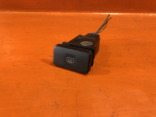 Кнопка обогрева заднего стекла TOYOTA LITE ACE NOAH *R4*/*R5* 84790-28050