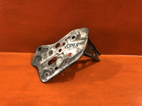 Подставка под аккумулятор TOYOTA LITE ACE NOAH *R4*/*R5* 74403-28020