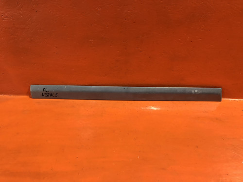 Молдинг передней левой двери MITSUBISHI CHARIOT N3*/N4* MB754315