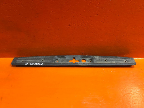 Накладка на замок багажника TOYOTA CALDINA *T19* 58573-21020-B0