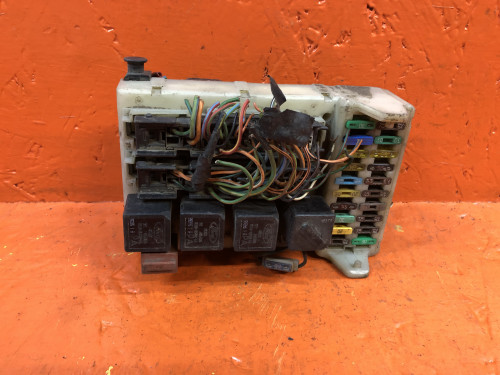 Блок предохранителей салонный FORD MONDEO II 1996-2000 1111157