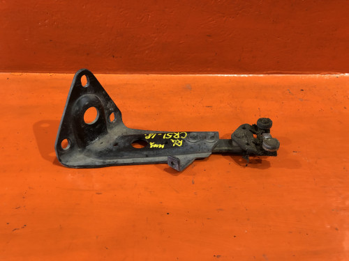 Ролик раздвижной двери TOYOTA LITE ACE NOAH *R4*/*R5* 68039-28010