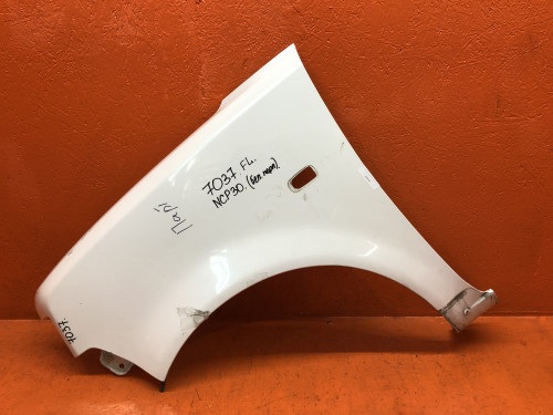 Крыло переднее левое TOYOTA BB NCP3*