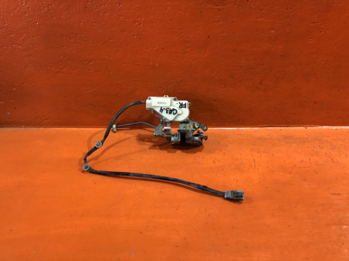 Замок двери передней правой HONDA LOGO 72110-S51-003