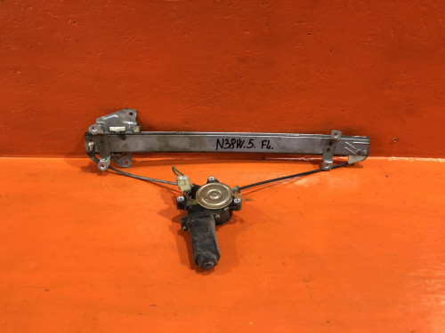 Стеклоподъемник передний левый MITSUBISHI CHARIOT N3*/N4* MR135171