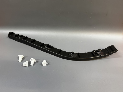 Клипса бампера заднего правая HYUNDAI SOLARIS 2011-2017 STHNS1087B1