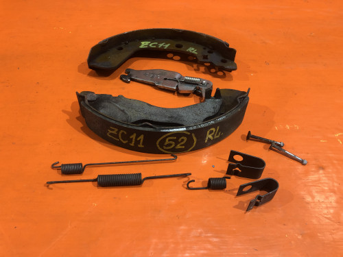 Колодки тормозные задние барабанные SUZUKI SWIFT ZC11/21/31/71/ZD11/21