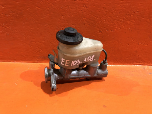 Главный тормозной цилиндр TOYOTA COROLLA *E10* 47201-1A050