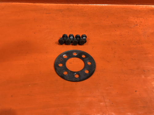 Болт маховика MITSUBISHI DIAMANTE F3*/F4* MD720036