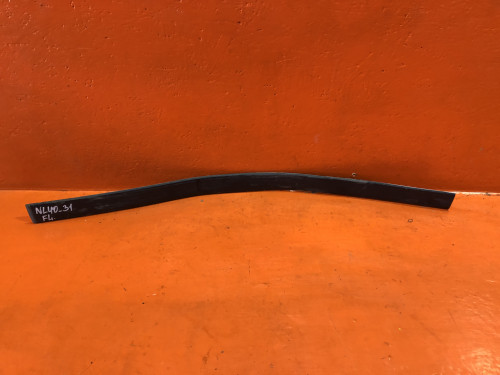Молдинг передней левой двери TOYOTA CORSA/TERCEL/COROLLA II *L4* 75732-16700