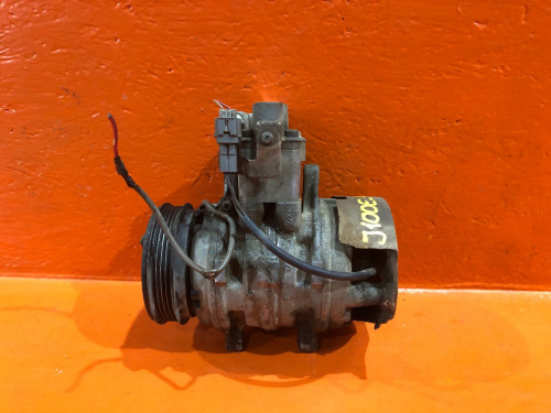 Компрессор кондиционера TOYOTA CAMI 88320-87401