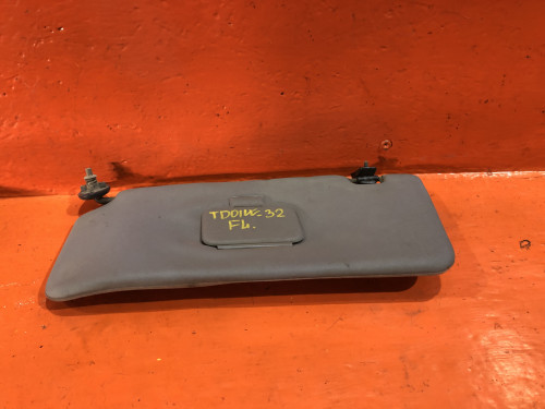 Козырек солнцезащитный левый SUZUKI ESCUDO TA01/11/31/51/TD01/11/31/51/61 84800608415UN