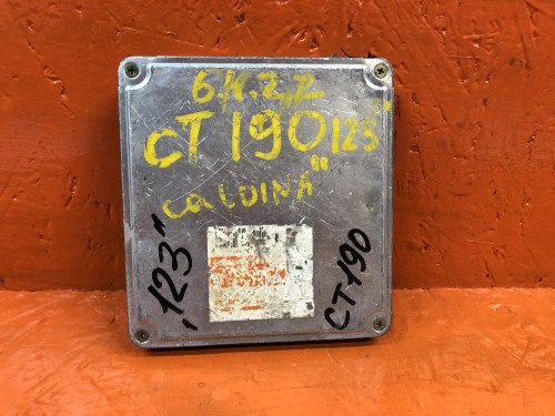 Компьютер двигателя TOYOTA CALDINA *T19*