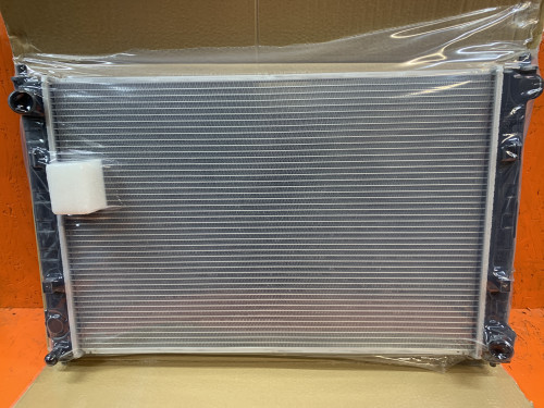 Радиатор двигателя MAZDA MPV LW* MZ00071